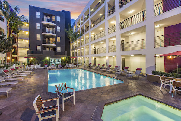 Avana On Wilshire Apartments Los Angeles Ca 6 of 12