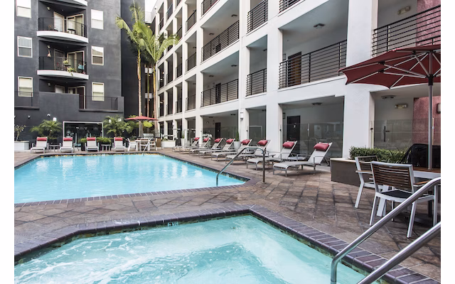 Avana on Wilshire Apartments — community and apartment views.
