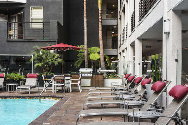 Avana On Wilshire Apartments Los Angeles Ca 8 of 12