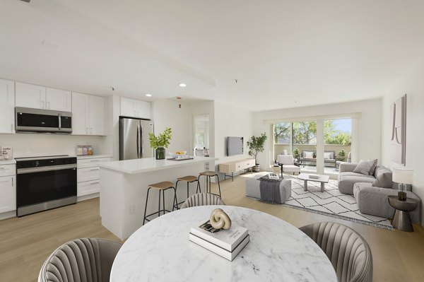 dining room at Larkspur Courts Apartments