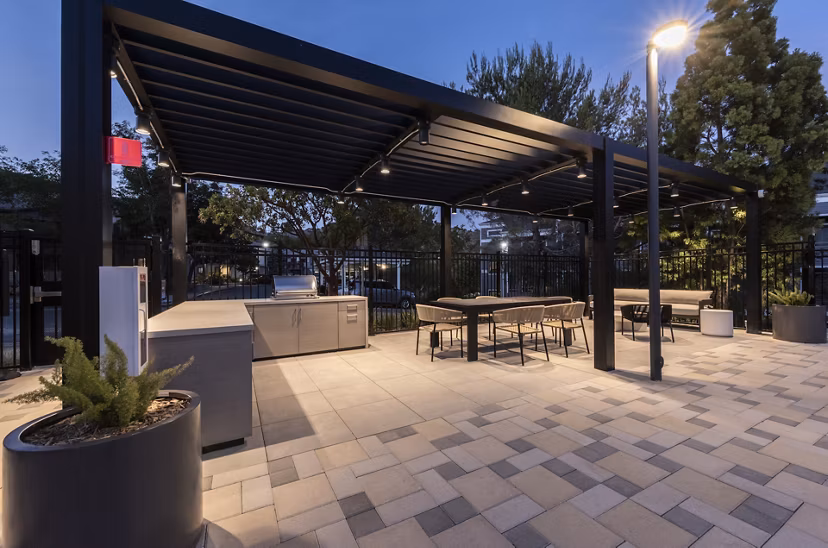 patio at Larkspur Courts Apartments