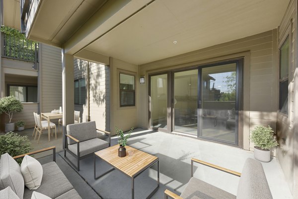 patio at Larkspur Courts Apartments