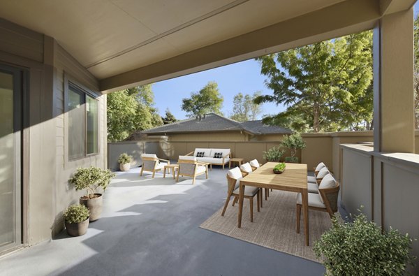 patio at Larkspur Courts Apartments