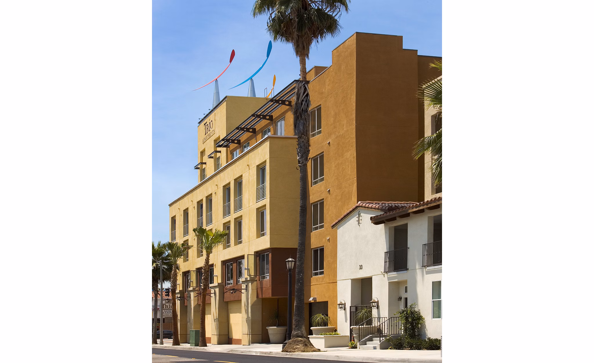 Trio Apartments: Upscale modern of luxury apartments in vibrant urban setting