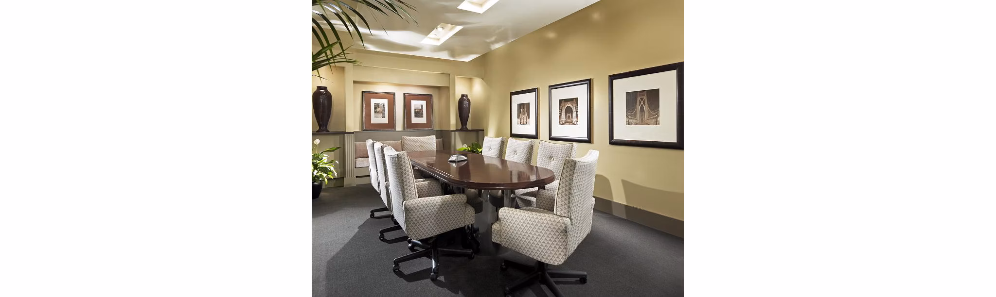 Modern meeting facility with state-of-the-art equipment at Trio Apartments, perfect for events and business gatherings
