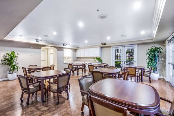 clubhouse at Rolling Hills Gardens Apartments