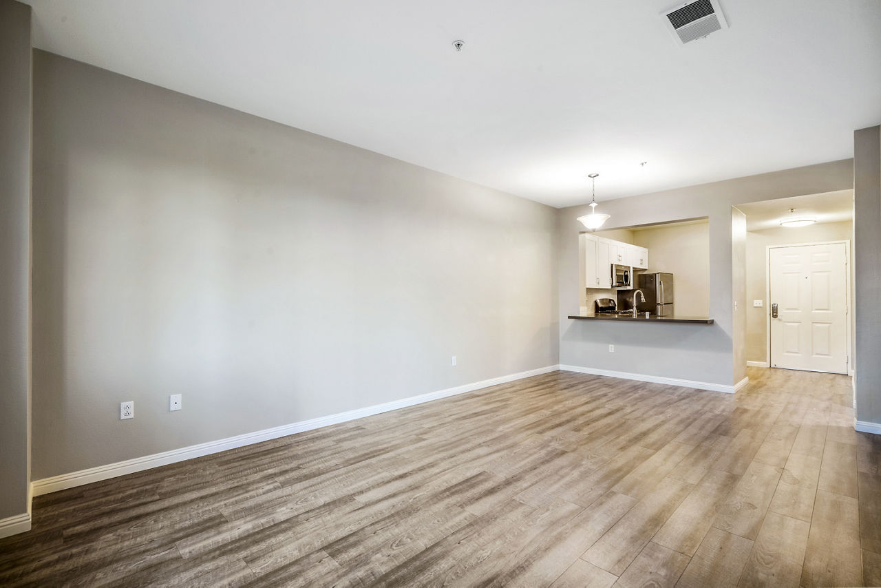 Rolling Hills Gardens Apartments 20 of 39