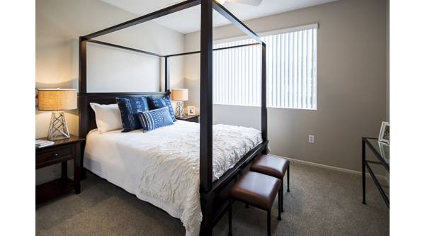 bedroom at Eagle Glen Apartments