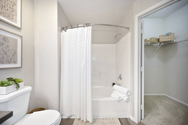 bathroom at Eagle Glen Apartments