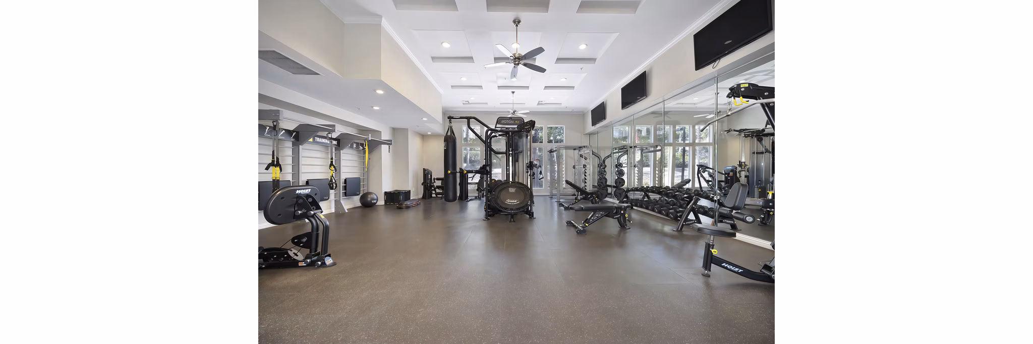fitness center at Eagle Glen Apartments