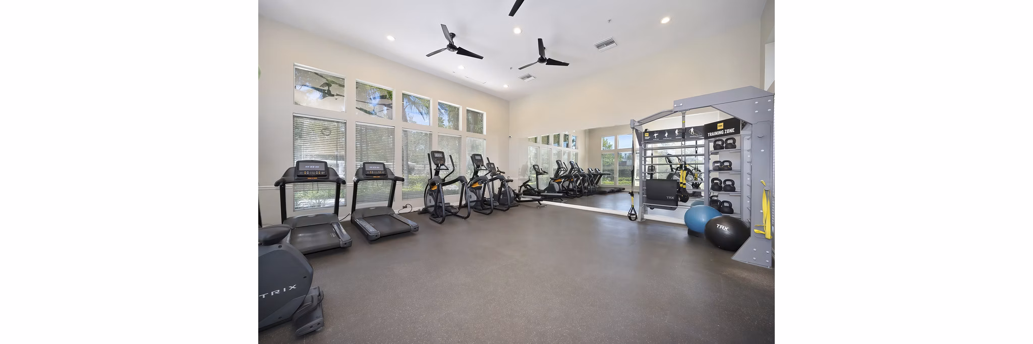 fitness center at Eagle Glen Apartments