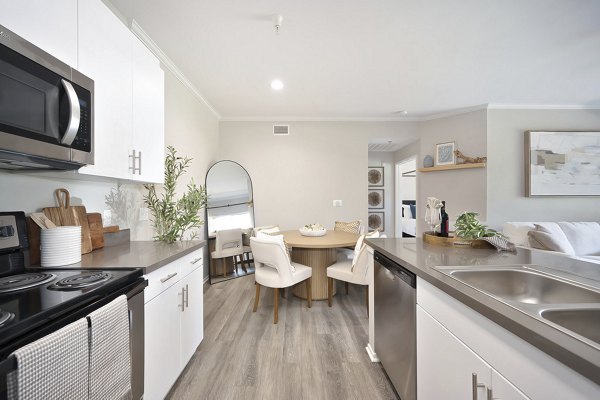 kitchen at Eagle Glen Apartments