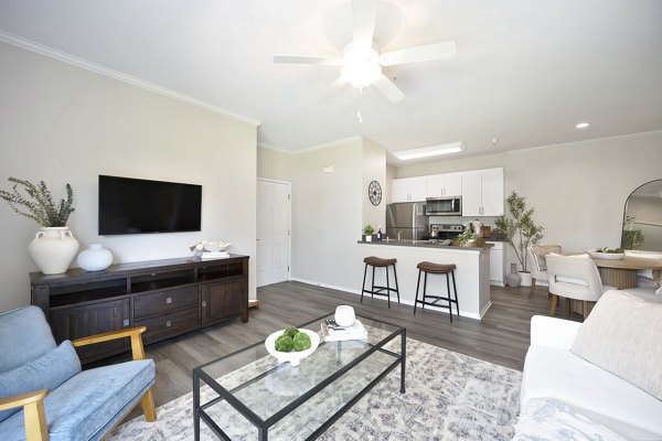 living room at Eagle Glen Apartments