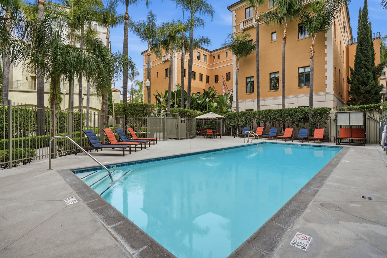 Holly Street Village Apartments Pasadena Ca 5 of 12