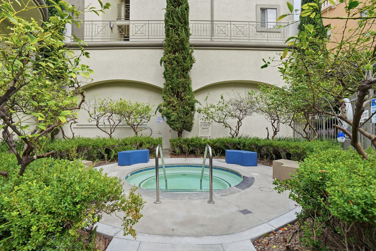 Holly Street Village Apartments Pasadena Ca 6 of 12