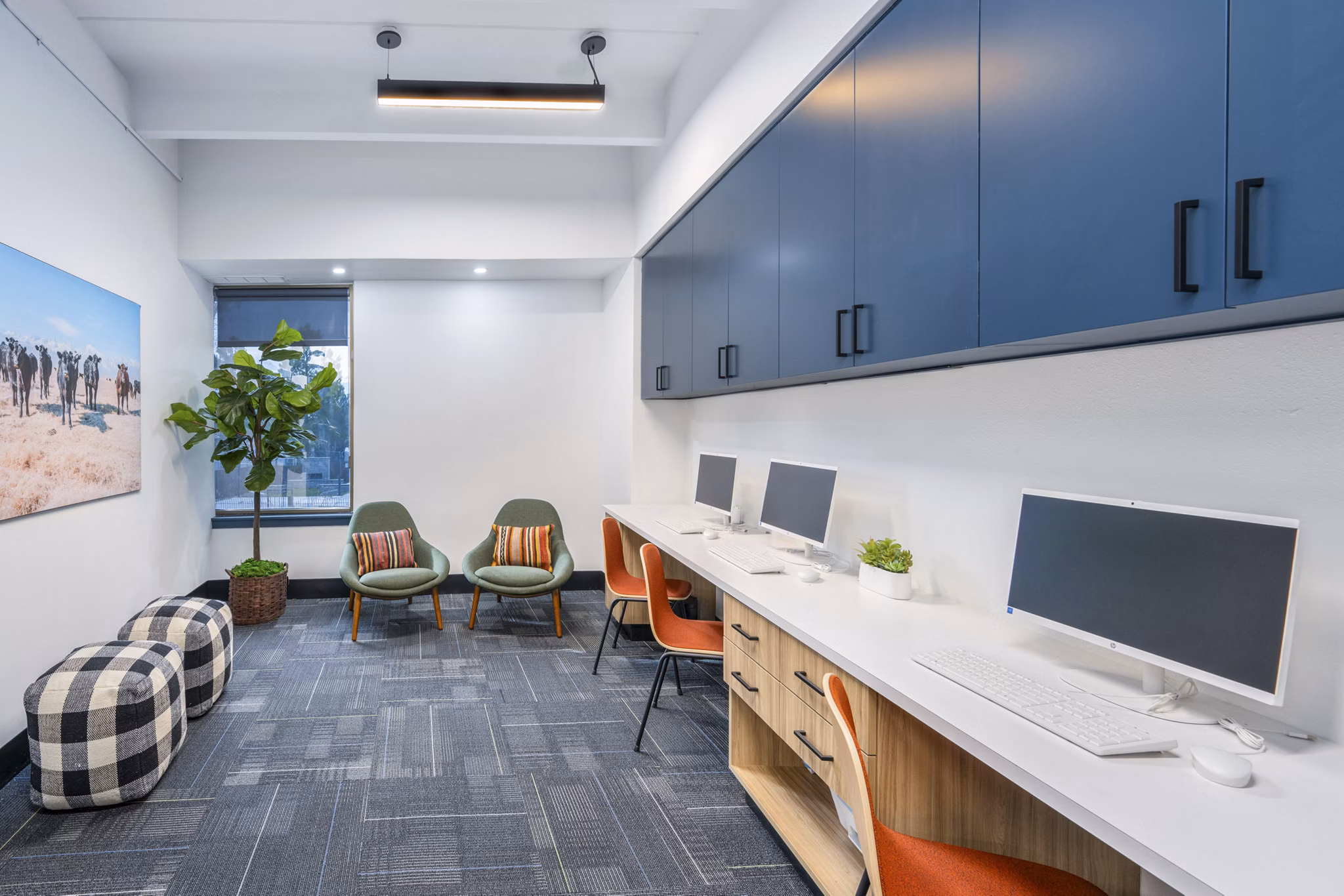 clubhouse business center at Sage at Panorama Apartments