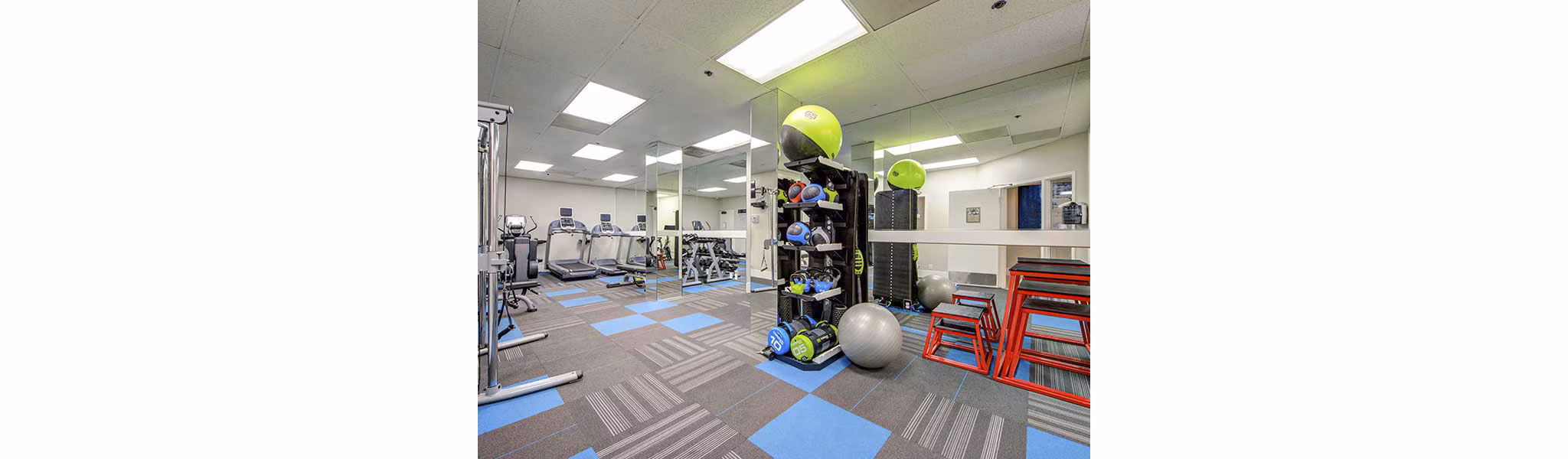 fitness center at Elevate Long Beach Apartments 