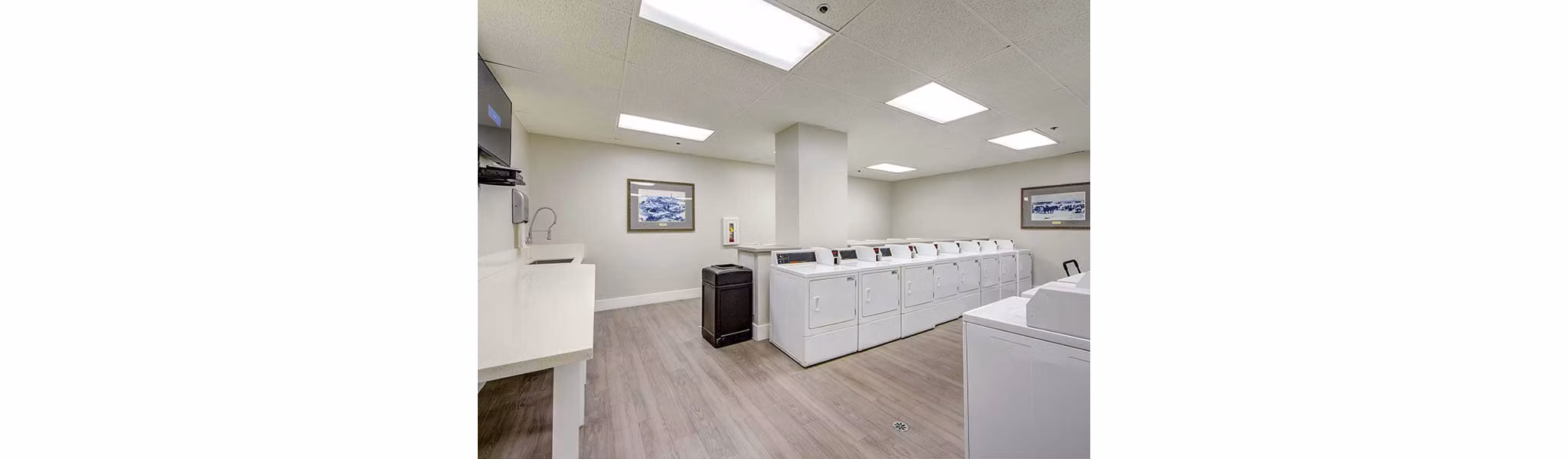 laundry facility at Elevate Long Beach Apartments 