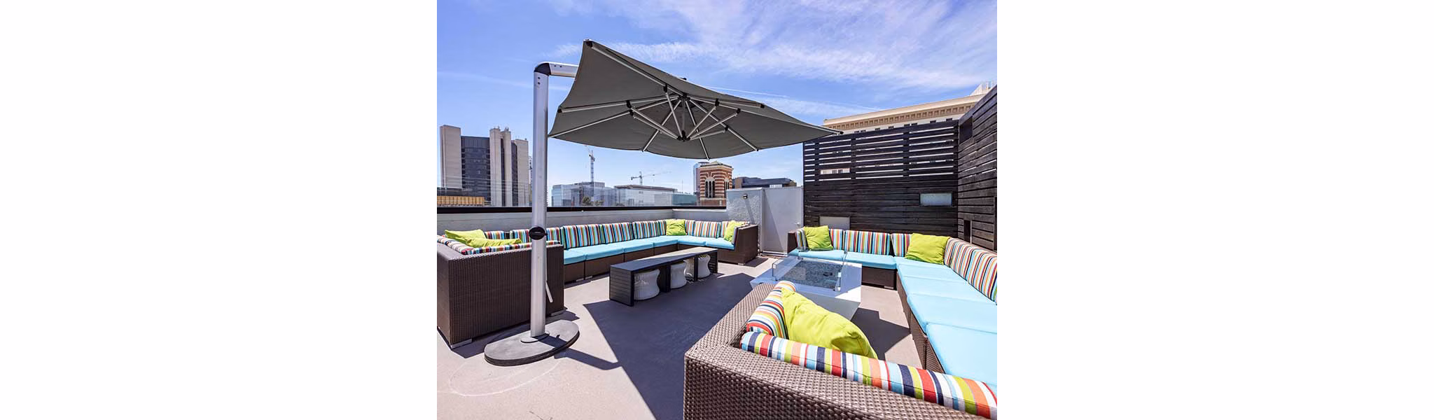 grill area at Elevate Long Beach Apartments 