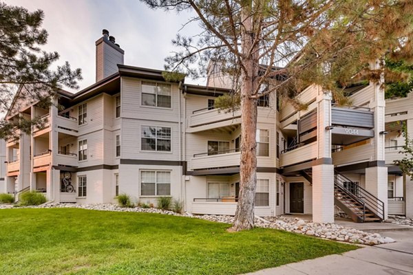 exterior at Village Creek at Brookhill Apartments