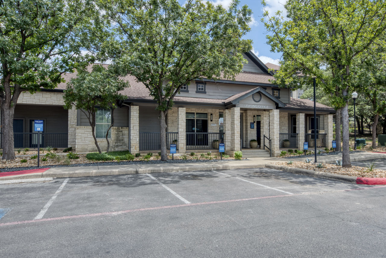 Laurel Canyon Apartments San Antonio Tx 4 of 12