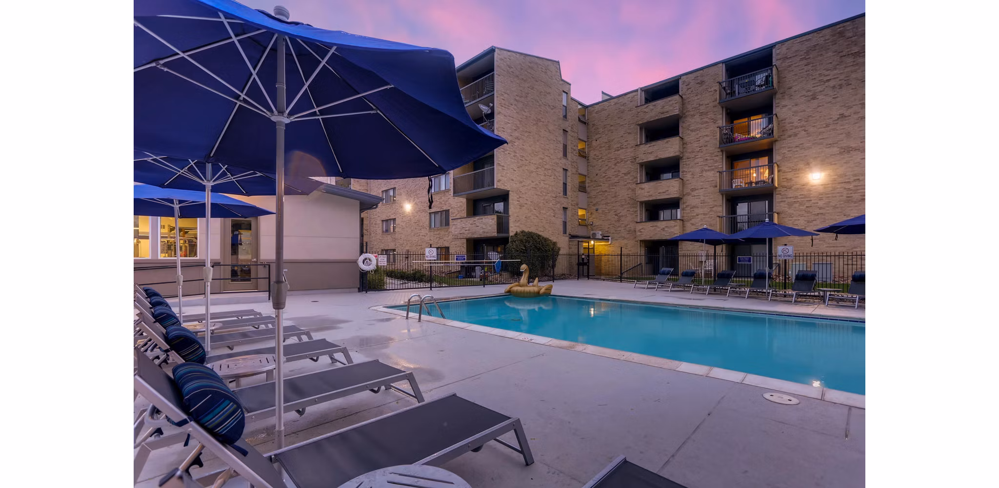 Property images of Lakeview Towers at Belmar Apartments