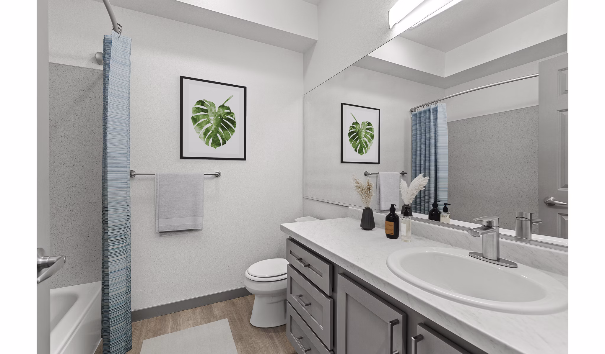 bathroom at Big Trout Lodge Apartments