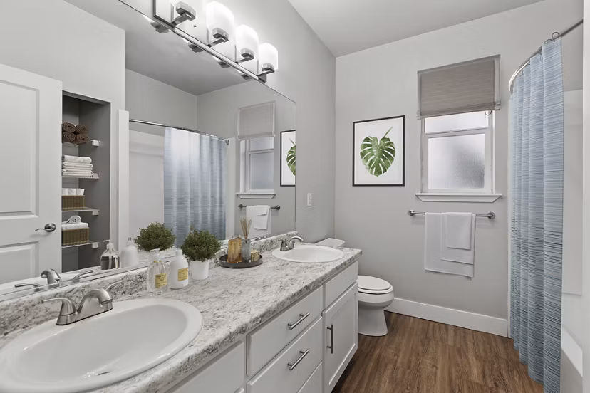 bathroom at Big Trout Lodge Apartments