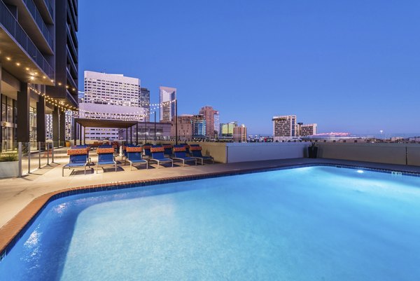 pool at Houston House Apartments