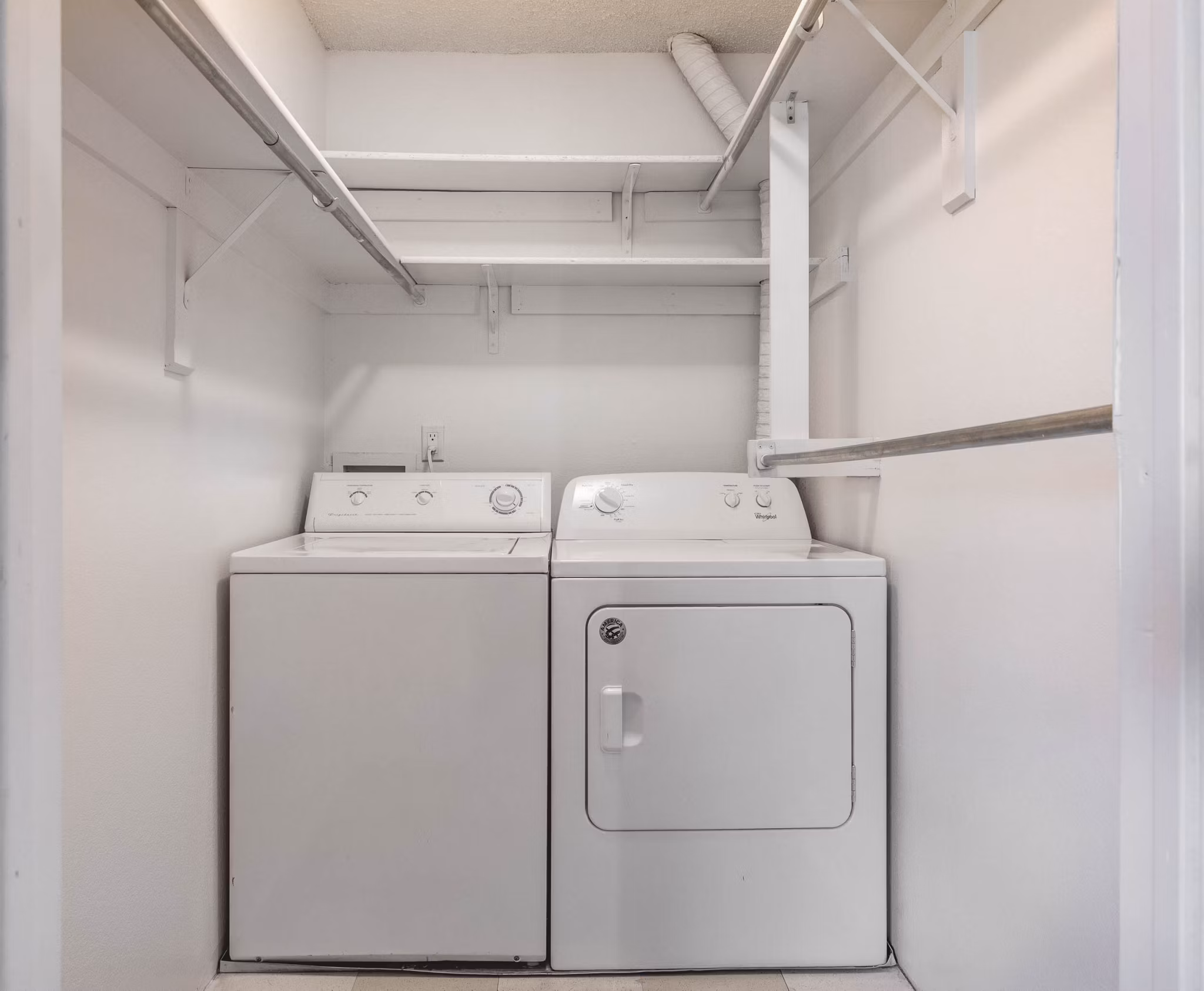 laundry facility at Riverbend Apartments