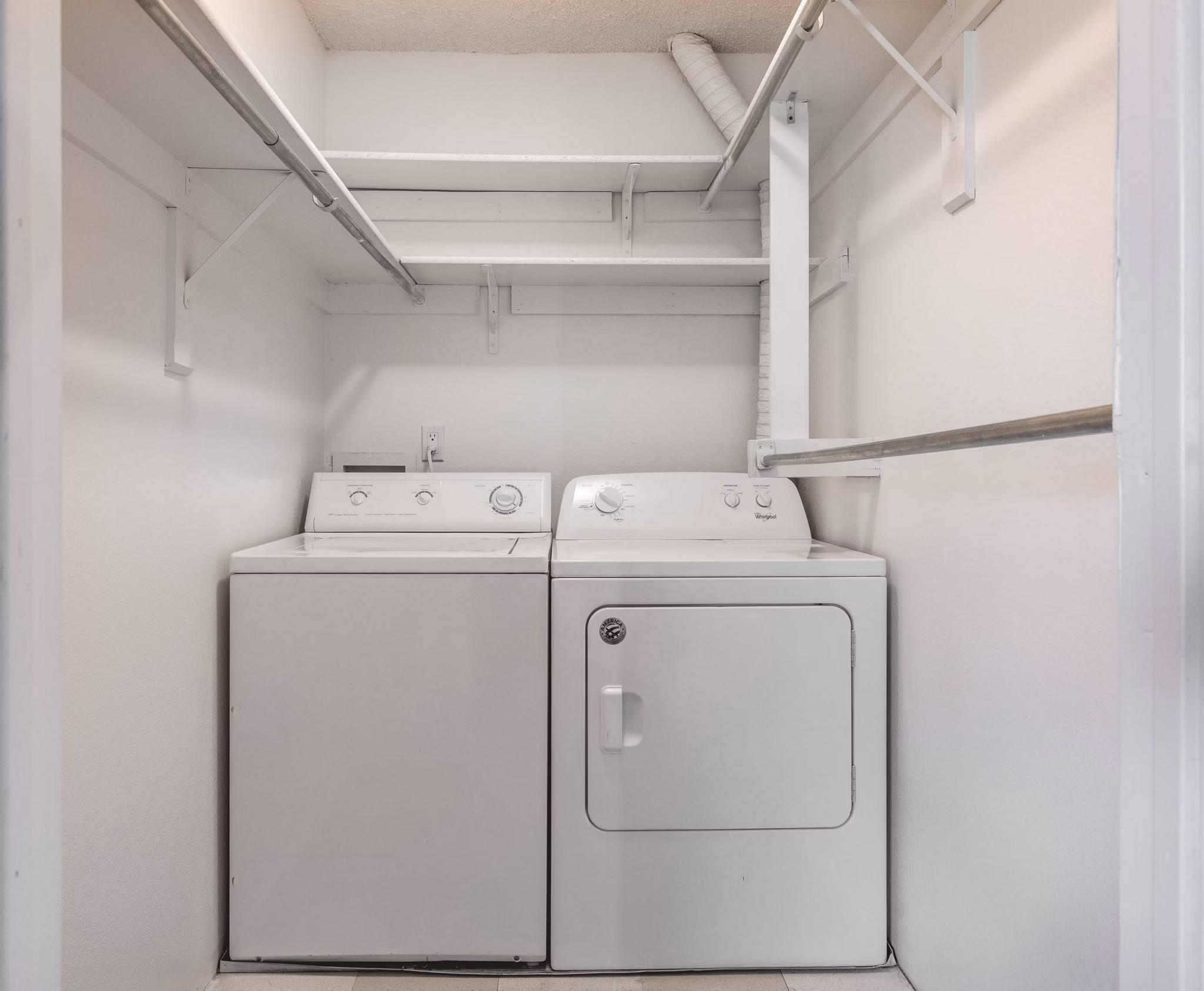 laundry facility at Riverbend Apartments