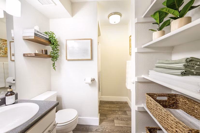 bathroom at The Ridge at Mountain View Apartments