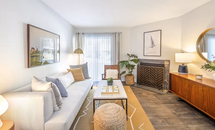 living room at The Ridge at Mountain View Apartments