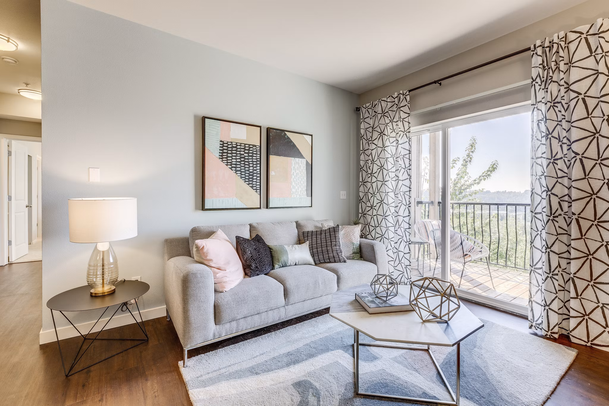 living room at Belara at Lakeland Apartments 