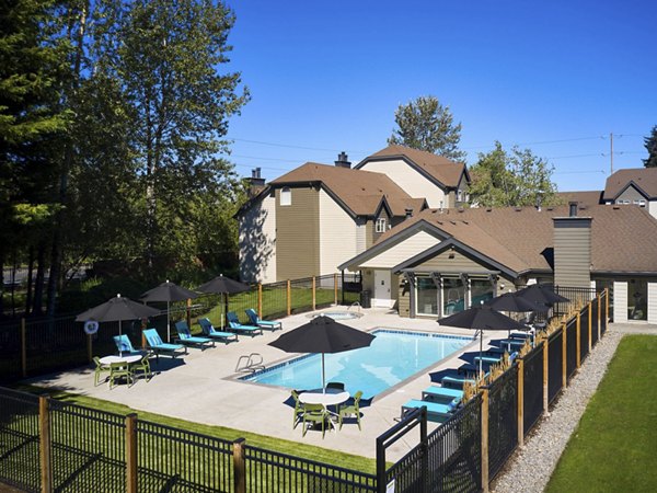 pool at The Woodlands Apartments