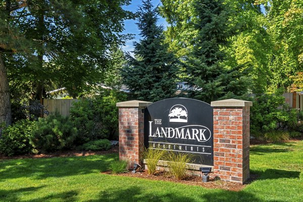 exterior at Landmark Apartments