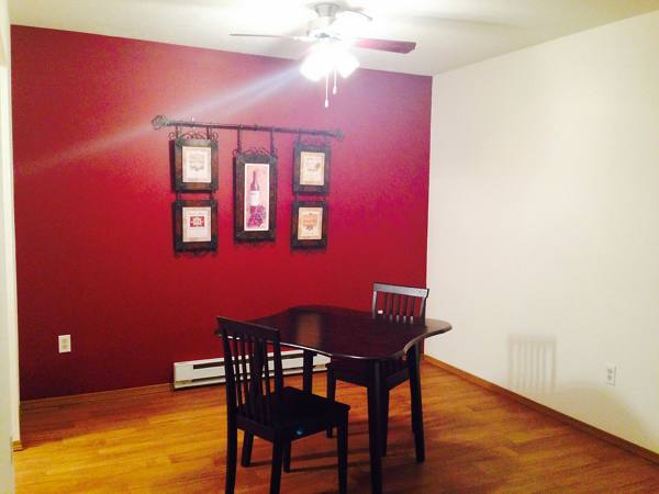 dining room at Hilby Station Apartments