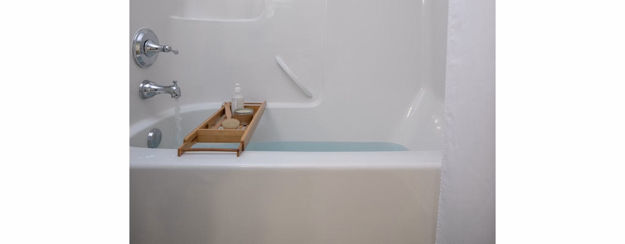 bathroom at Park Metro Apartments