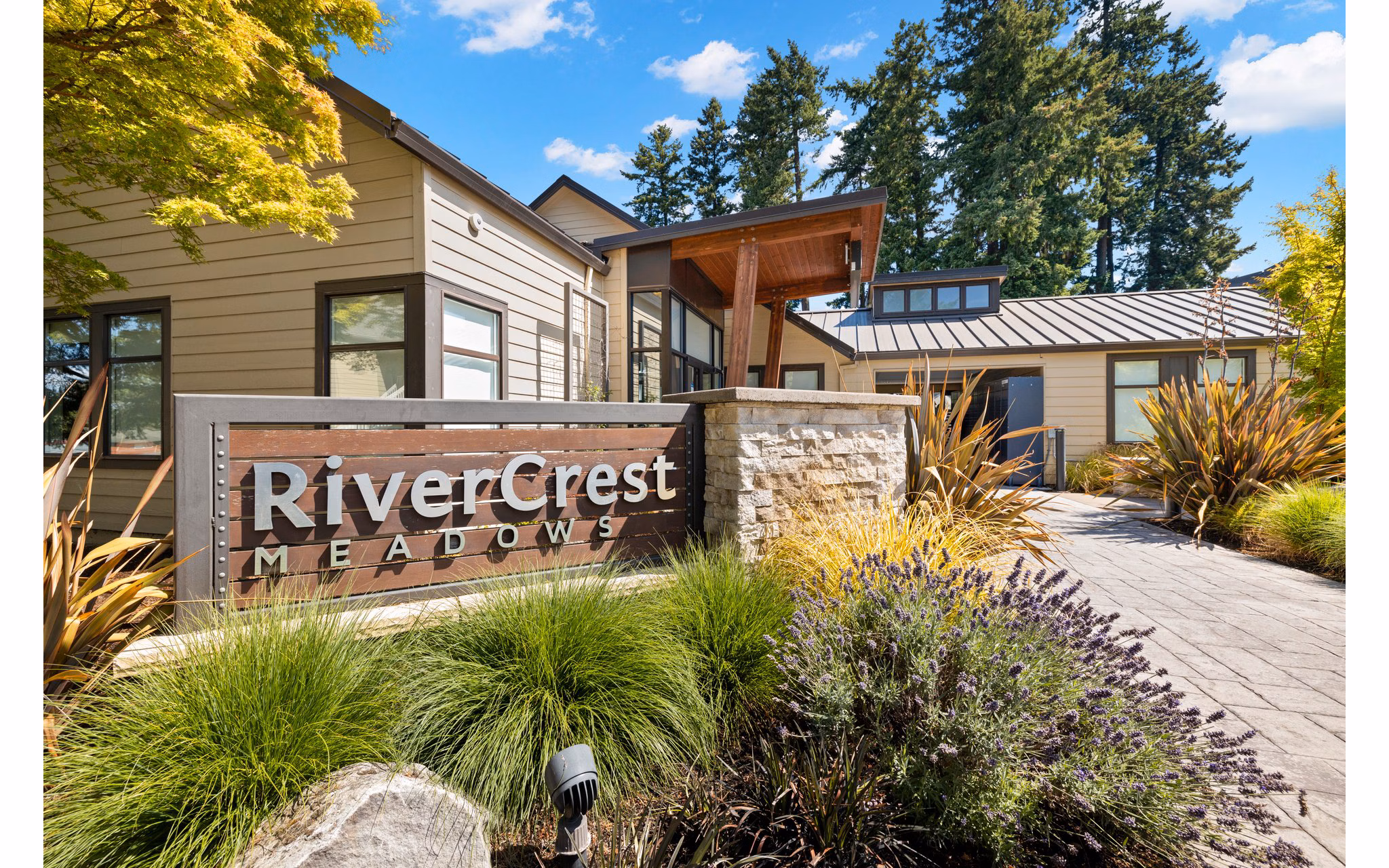 exterior at Rivercrest Meadows Apartments
