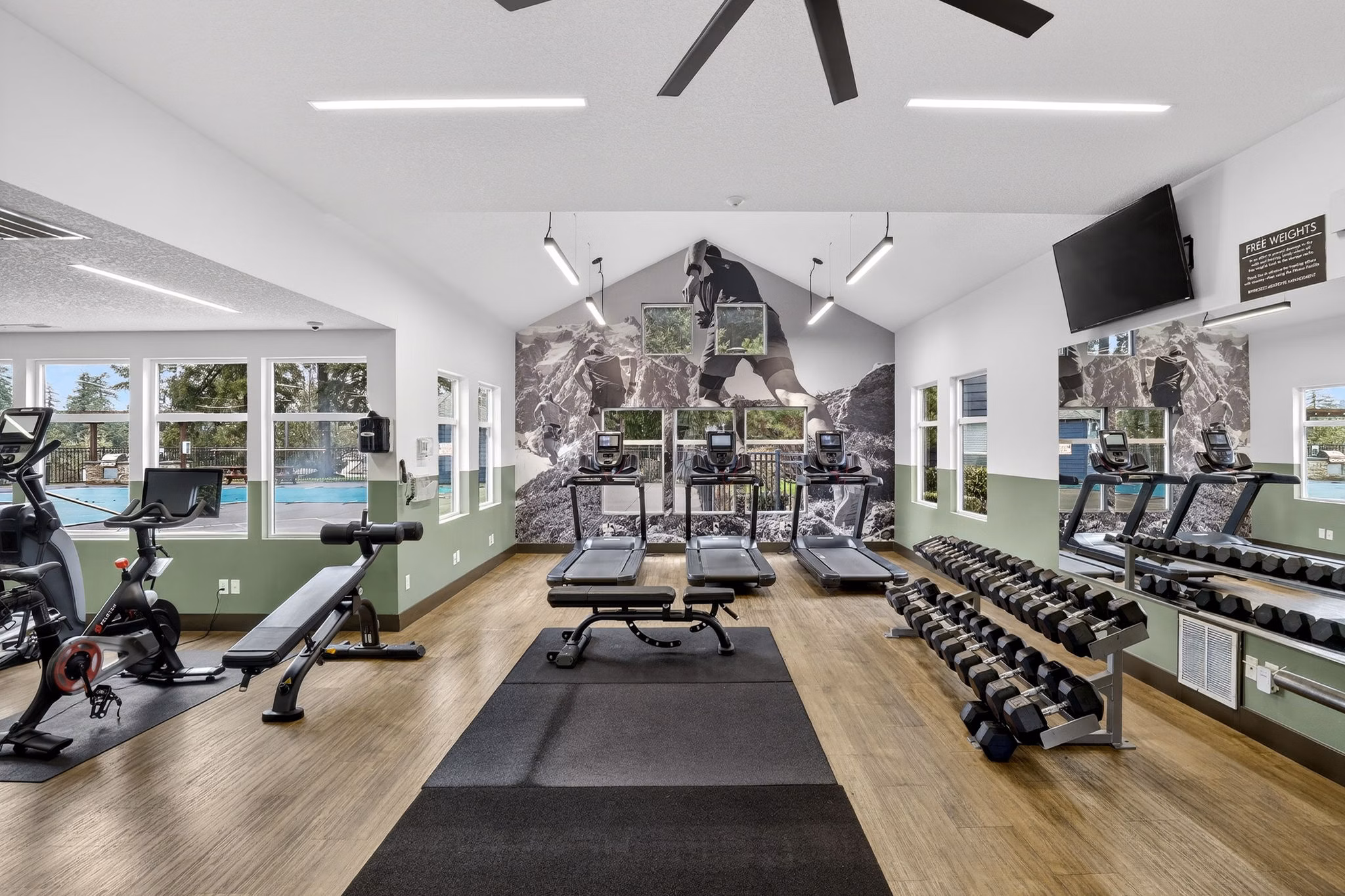 fitness center at Rivercrest Meadows Apartments