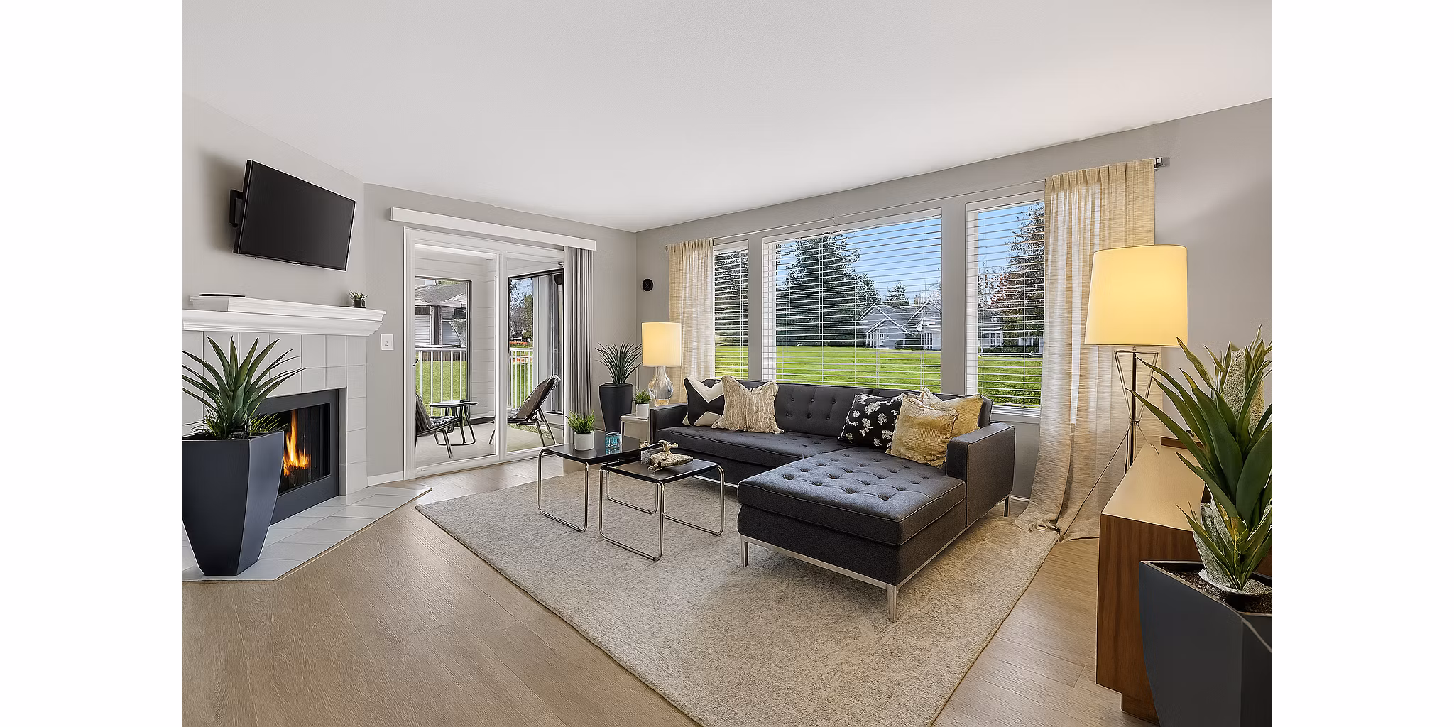 living room at Rivercrest Meadows Apartments