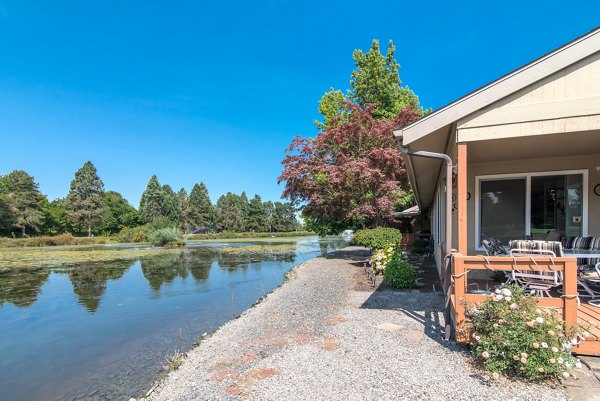 Panoramic views of lush green lawns at Meadowlawn Apartments