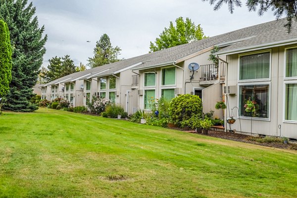 Meadowlawn Apartments: Contemporary building in suburban setting