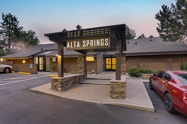 exterior at Alta Springs Apartments