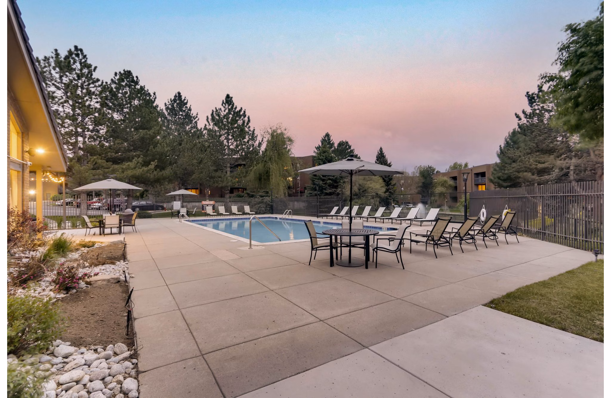 pool at Alta Springs Apartments 