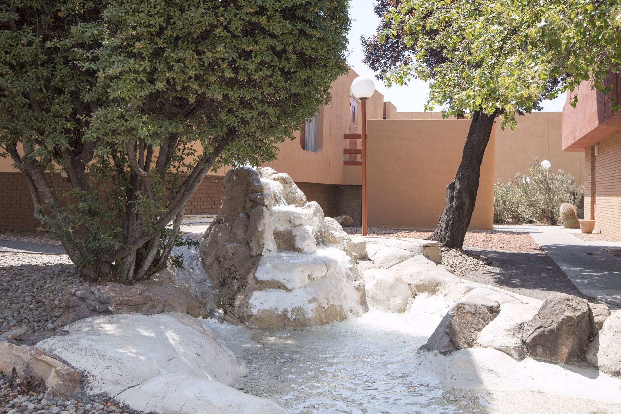 Desert Creek Apartments: Luxury desert-inspired with landscaped gardens in Scottsdale