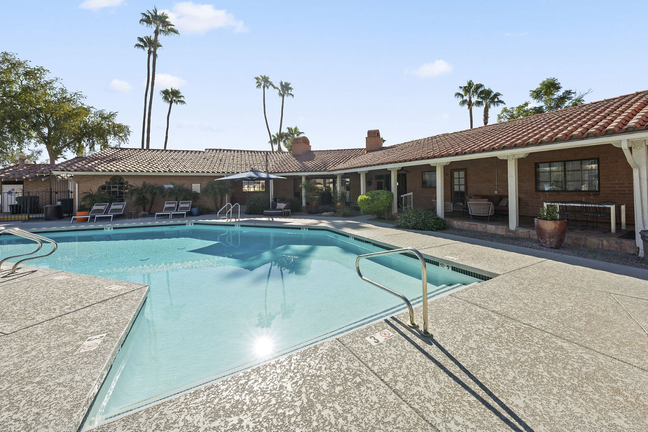 Genoa Lakes Apartments Mesa Az 3 of 12