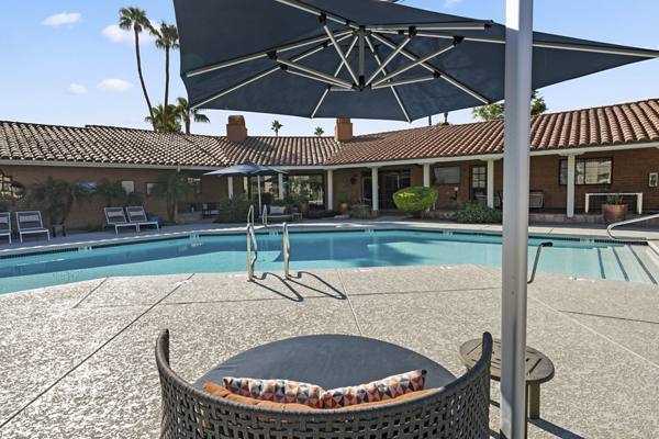 Genoa Lakes Apartments in Mesa | Greystar