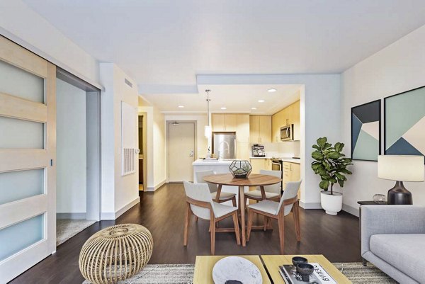 dining room at Enso Apartments