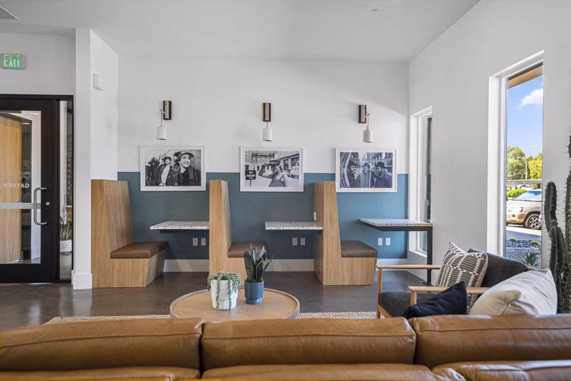 clubhouse at Rockledge Fairways Apartments